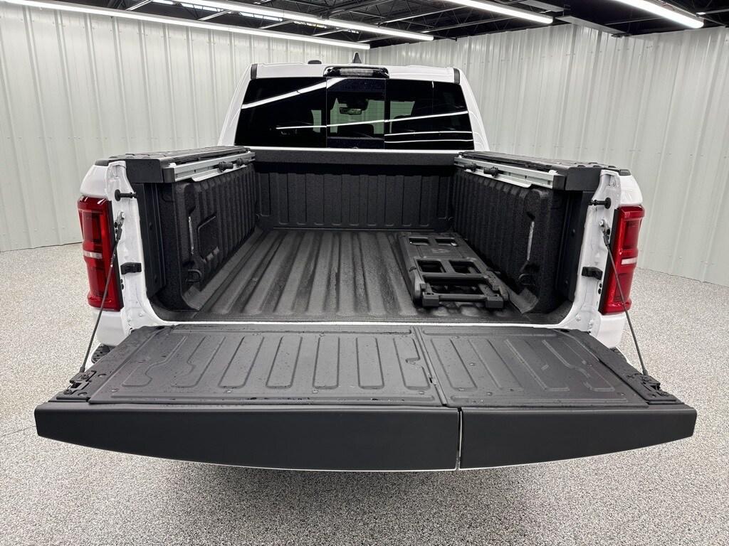 new 2025 Ram 1500 car, priced at $75,636