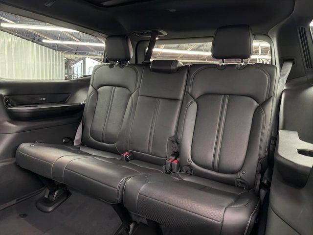 new 2025 Jeep Wagoneer car, priced at $74,175