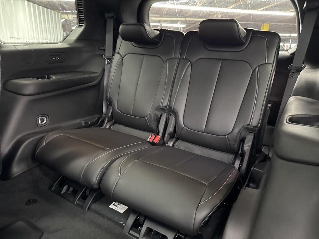 new 2025 Jeep Grand Cherokee L car, priced at $45,562