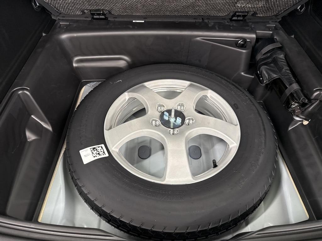 new 2025 Jeep Grand Cherokee car, priced at $48,213