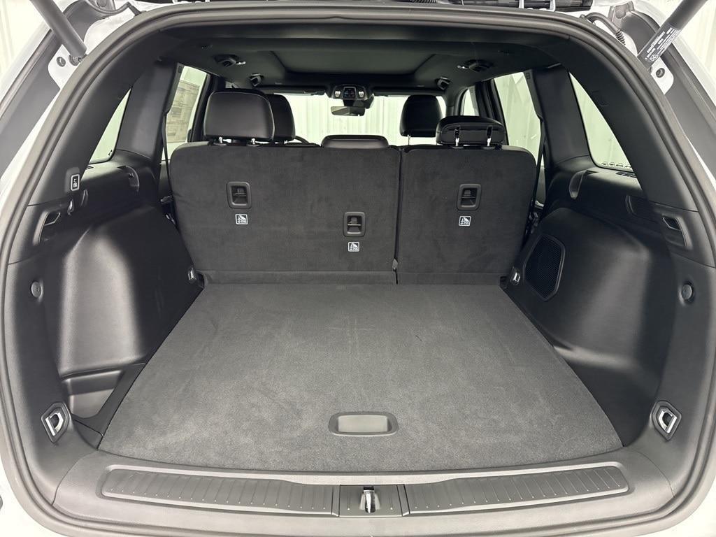 new 2025 Jeep Grand Cherokee car, priced at $48,213