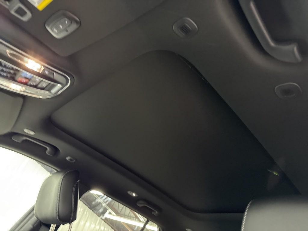 new 2025 Jeep Grand Cherokee car, priced at $48,213