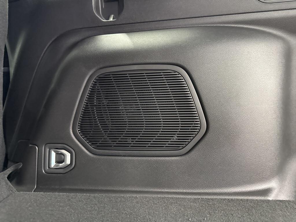 new 2025 Jeep Grand Cherokee car, priced at $48,213