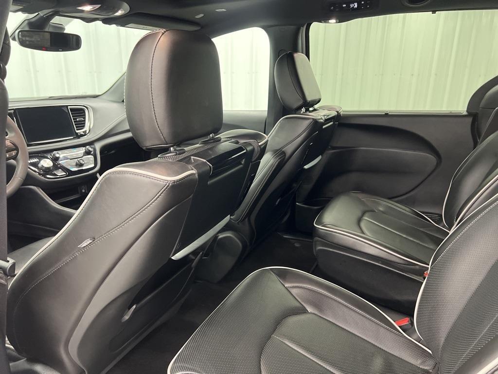 used 2023 Chrysler Pacifica Hybrid car, priced at $33,775