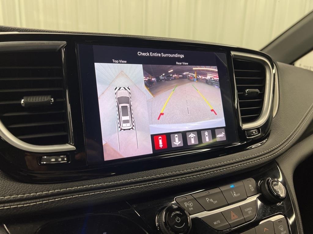 used 2023 Chrysler Pacifica Hybrid car, priced at $33,775