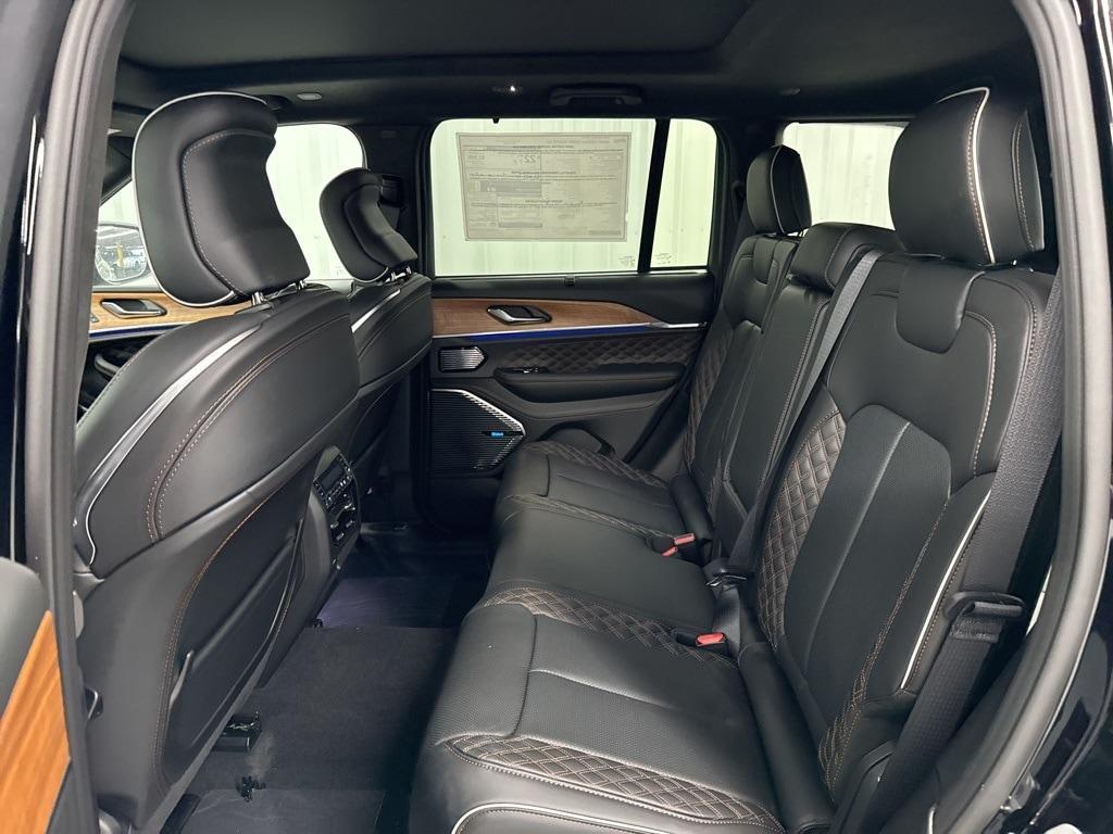 new 2025 Jeep Grand Cherokee car, priced at $66,657
