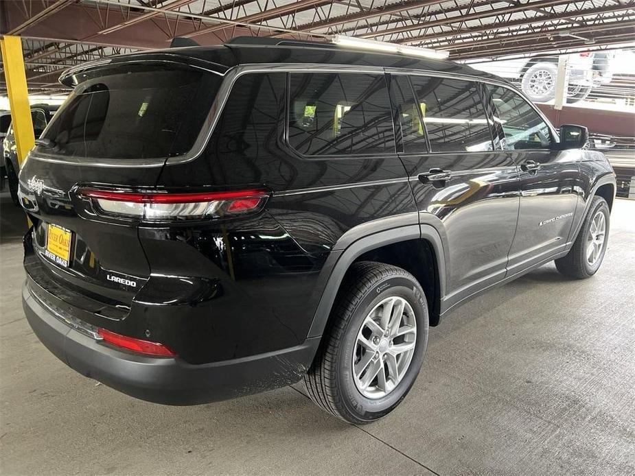 new 2024 Jeep Grand Cherokee L car, priced at $41,307