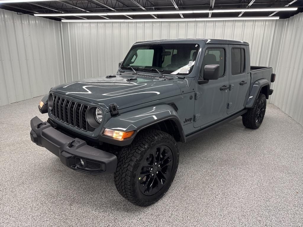 new 2025 Jeep Gladiator car, priced at $43,885