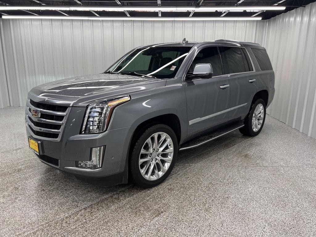 used 2020 Cadillac Escalade car, priced at $39,685