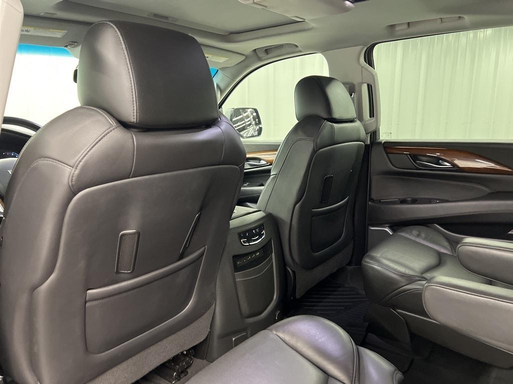 used 2020 Cadillac Escalade car, priced at $39,685