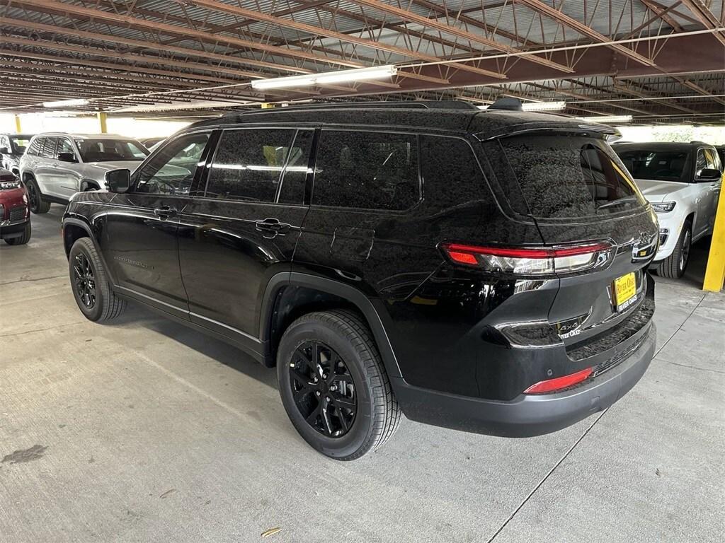 new 2024 Jeep Grand Cherokee L car, priced at $41,556