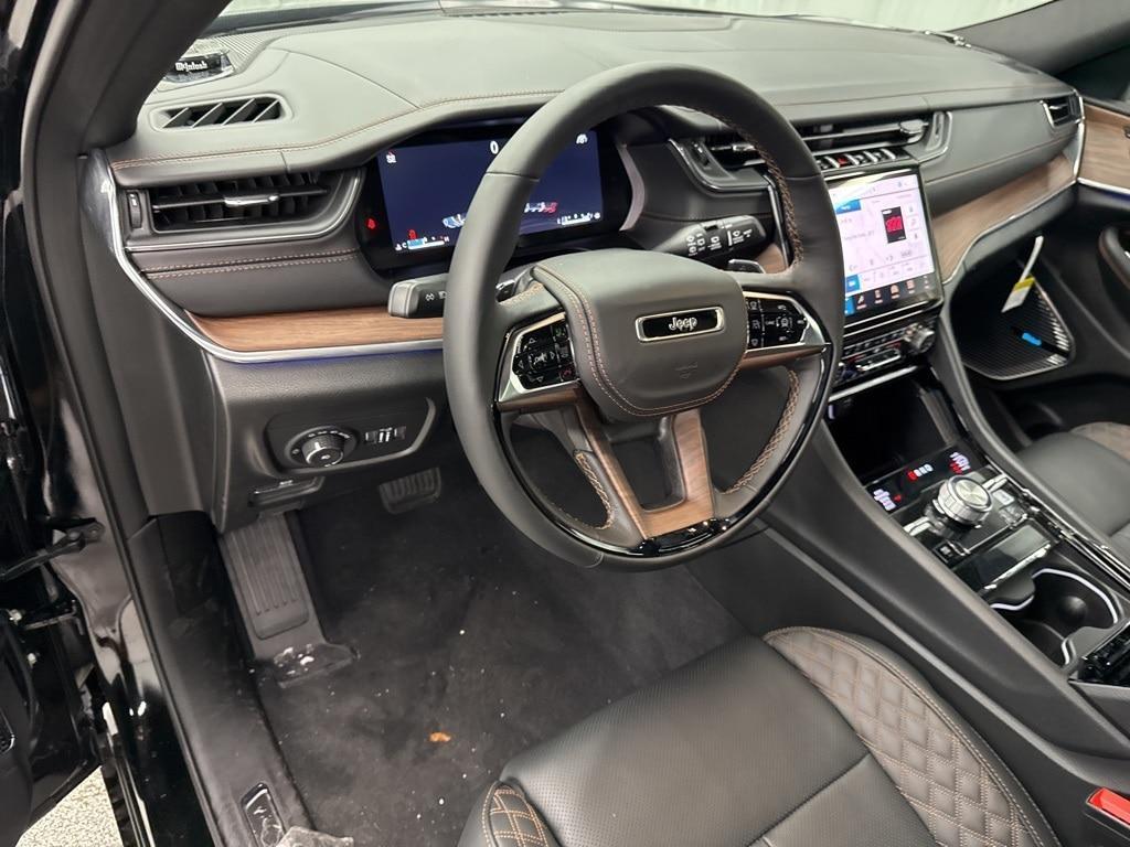 new 2025 Jeep Grand Cherokee L car, priced at $57,715