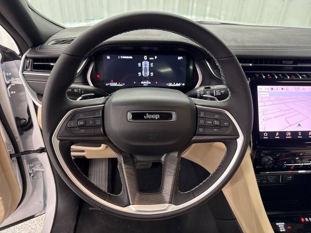 new 2025 Jeep Grand Cherokee car, priced at $46,733