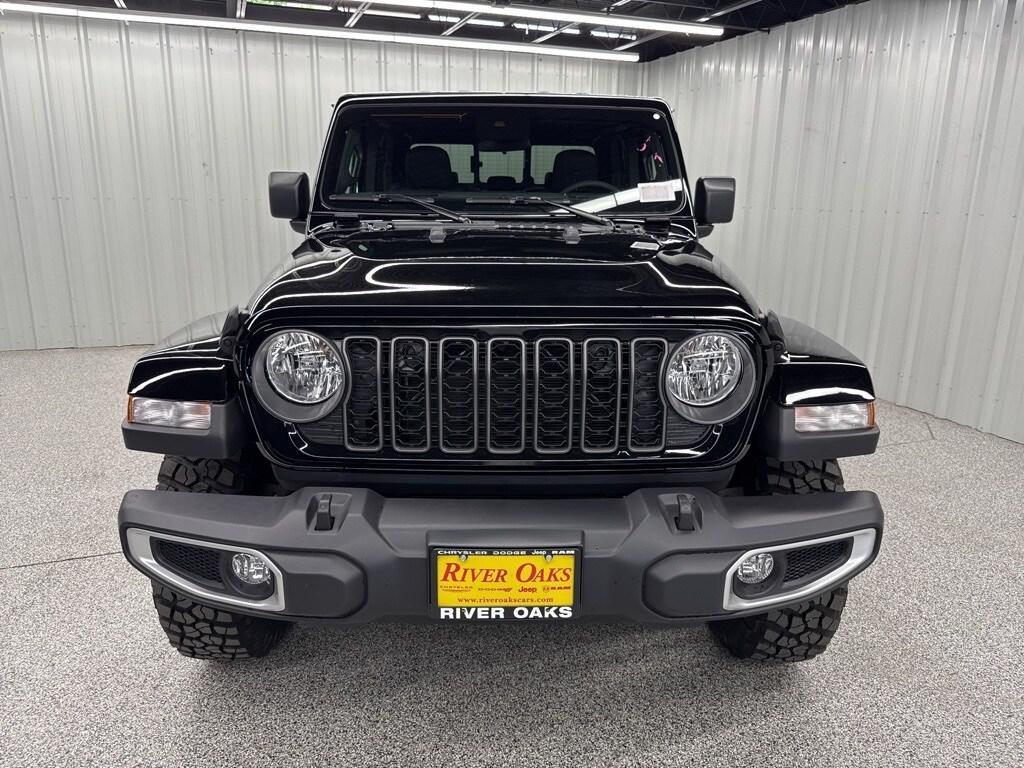new 2025 Jeep Gladiator car, priced at $44,110