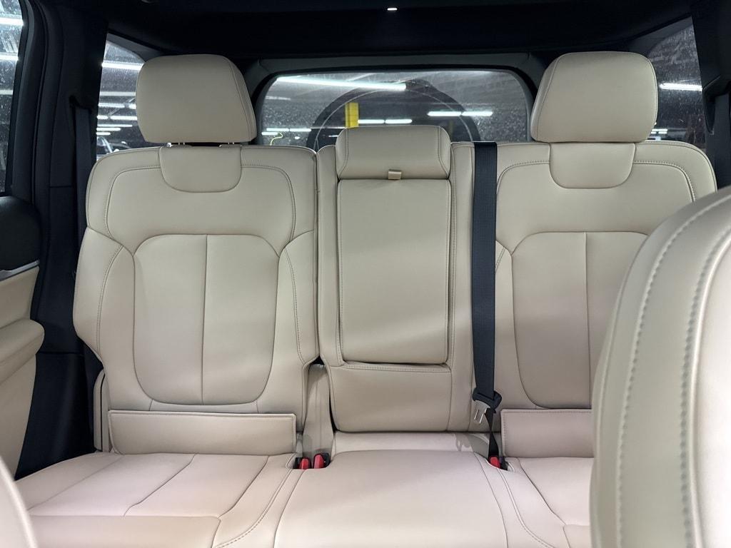 new 2025 Jeep Grand Cherokee car, priced at $44,507