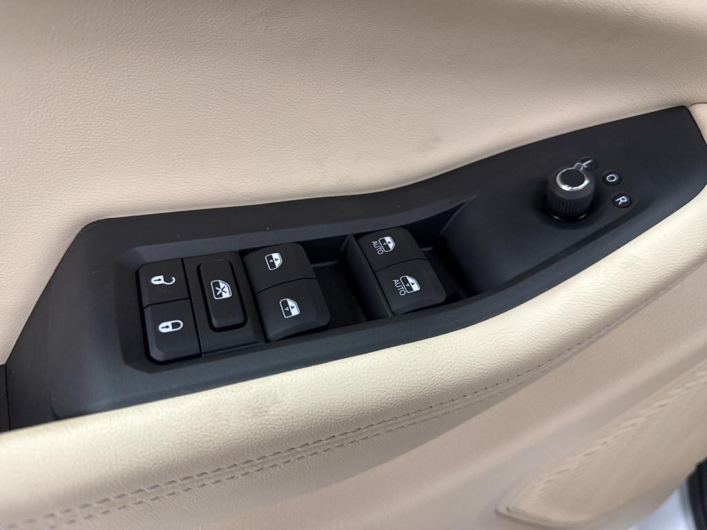 new 2025 Jeep Grand Cherokee car, priced at $44,507