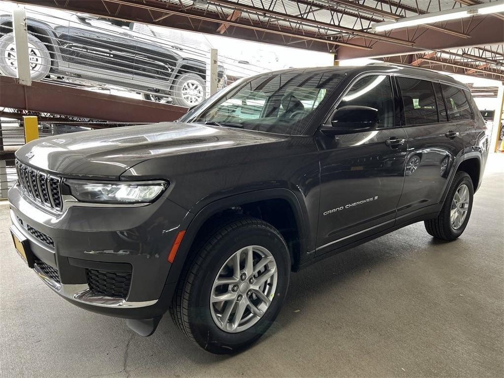 new 2024 Jeep Grand Cherokee L car, priced at $38,879