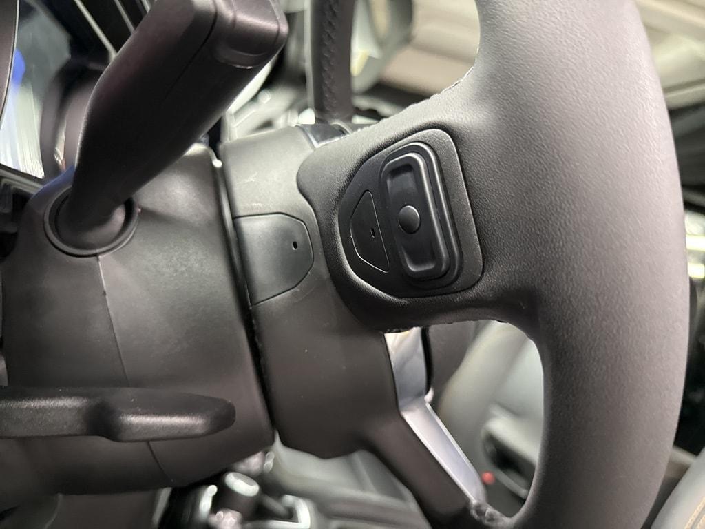 new 2025 Jeep Wrangler car, priced at $51,007