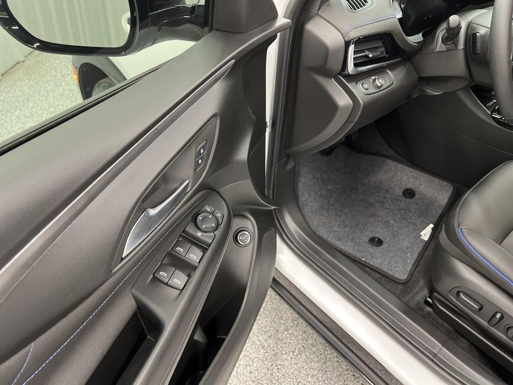 used 2024 Buick Envista car, priced at $25,687