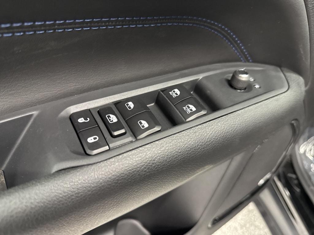 new 2025 Jeep Compass car, priced at $37,388