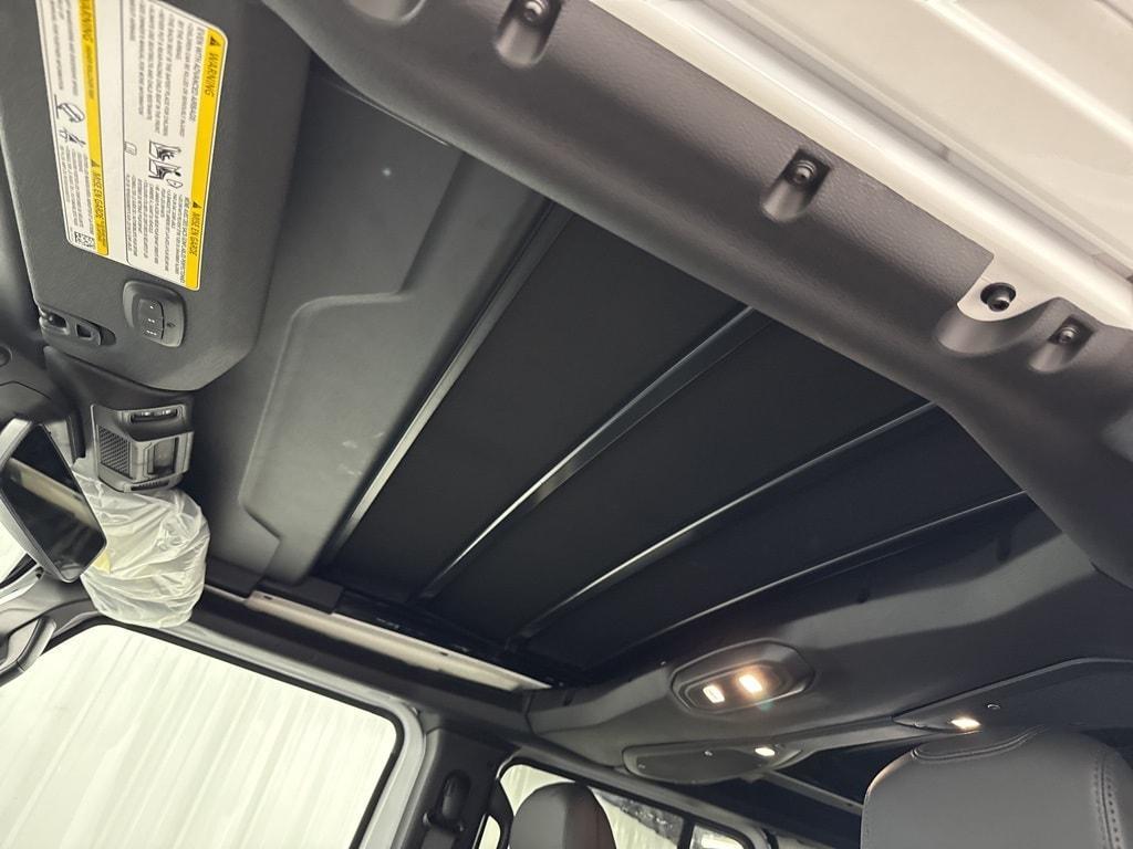 new 2025 Jeep Wrangler car, priced at $104,324