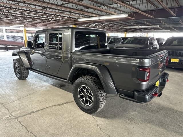 new 2024 Jeep Gladiator car, priced at $60,626