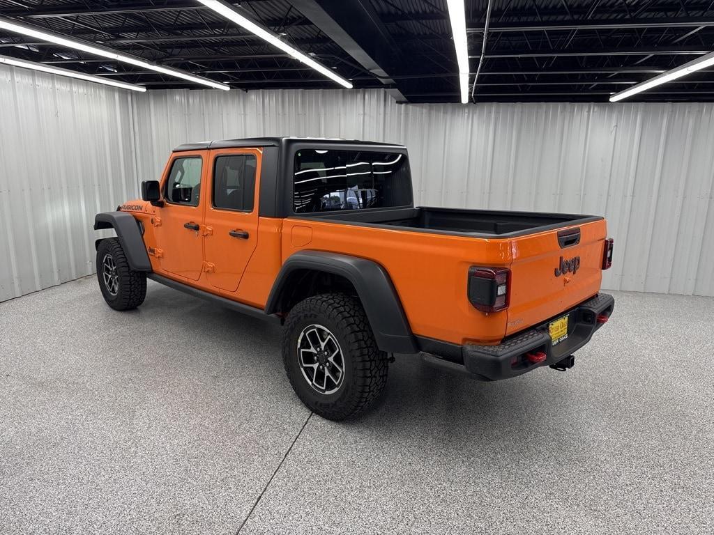 new 2025 Jeep Gladiator car, priced at $49,728