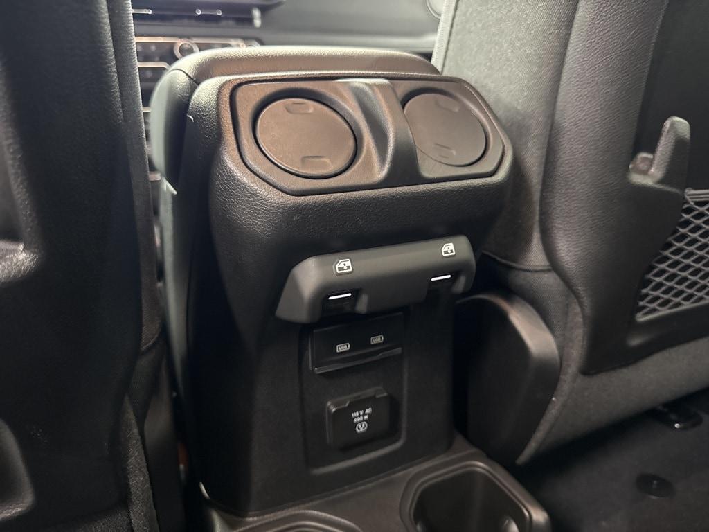 new 2025 Jeep Gladiator car, priced at $49,728