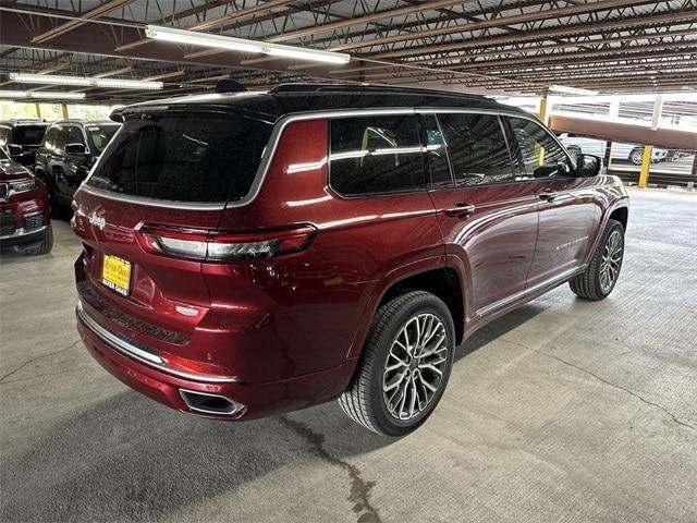 new 2024 Jeep Grand Cherokee L car, priced at $66,128