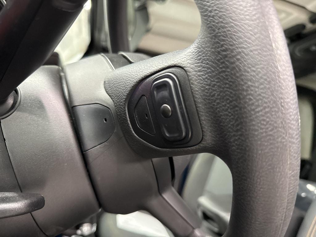 new 2025 Jeep Gladiator car, priced at $39,957