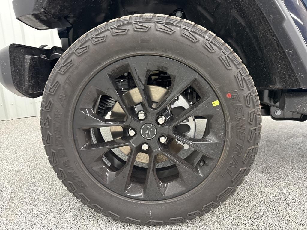 new 2025 Jeep Gladiator car, priced at $39,957