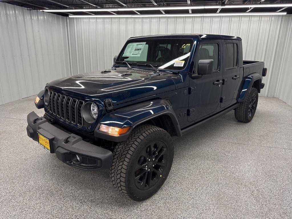 new 2025 Jeep Gladiator car, priced at $39,957