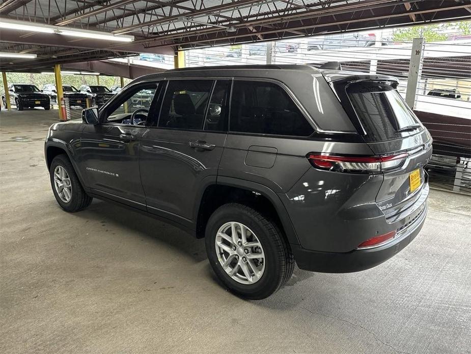 new 2024 Jeep Grand Cherokee car, priced at $36,297