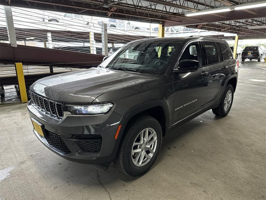 new 2024 Jeep Grand Cherokee car, priced at $36,297