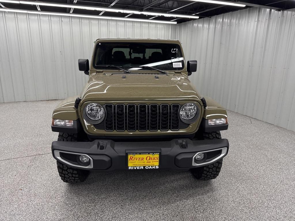 new 2025 Jeep Gladiator car, priced at $44,110