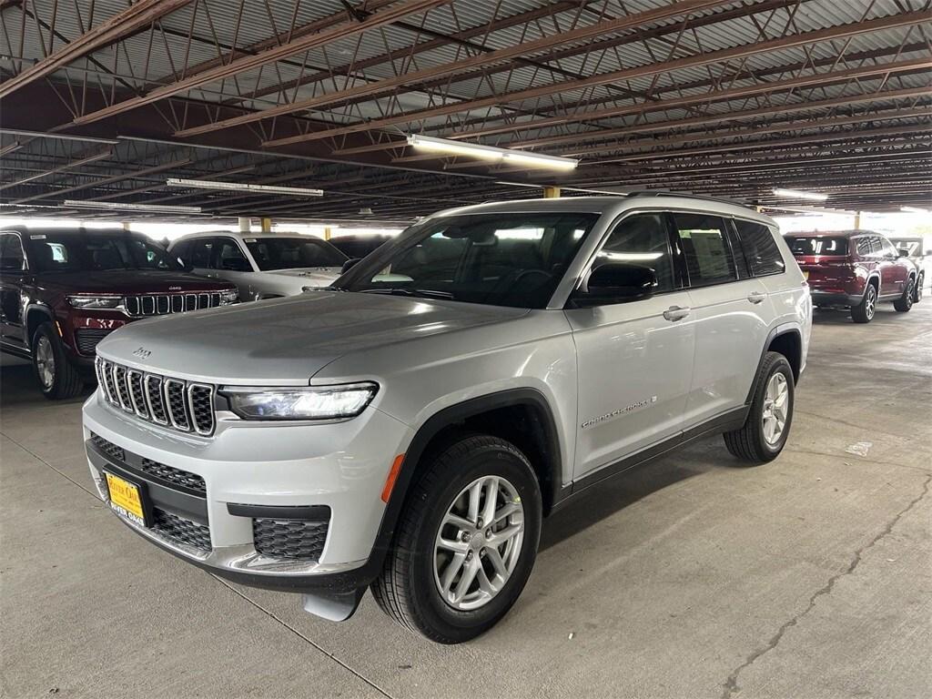 new 2024 Jeep Grand Cherokee L car, priced at $38,032