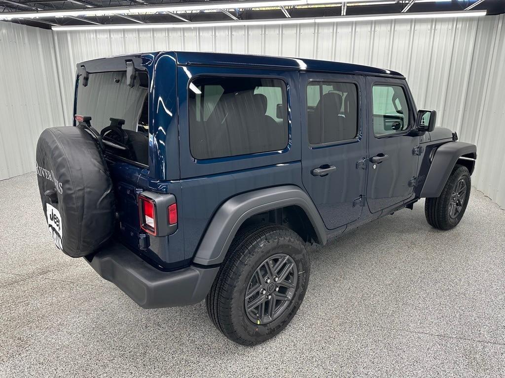 new 2025 Jeep Wrangler car, priced at $48,740