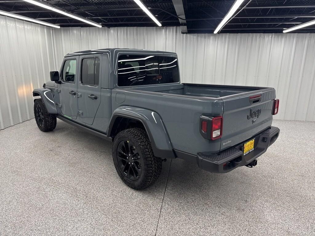 new 2025 Jeep Gladiator car, priced at $43,108