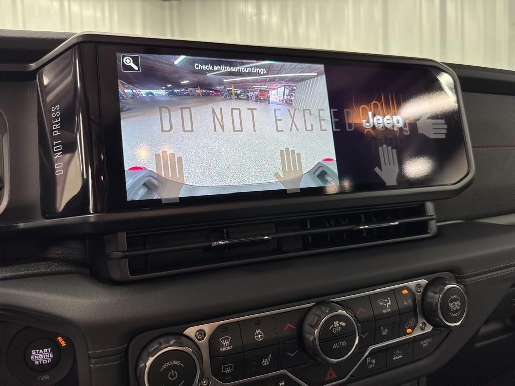 new 2025 Jeep Gladiator car, priced at $50,241