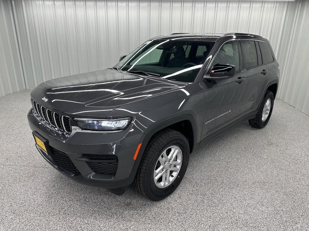 new 2025 Jeep Grand Cherokee car, priced at $37,283