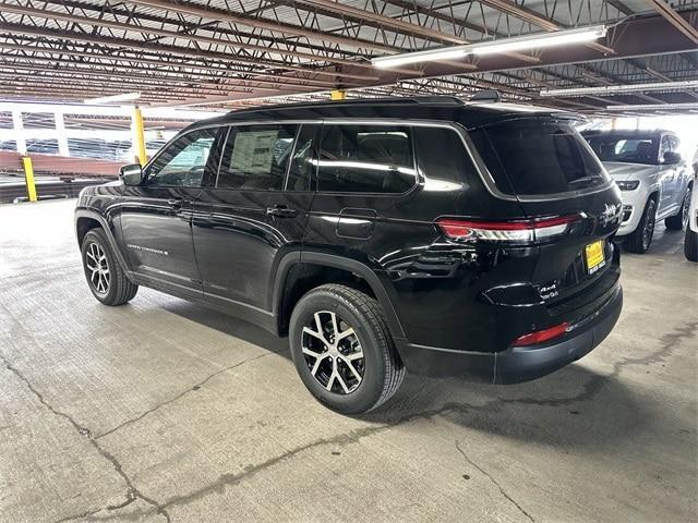 new 2024 Jeep Grand Cherokee L car, priced at $42,921