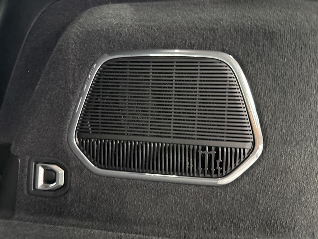 new 2025 Jeep Grand Cherokee car, priced at $61,391
