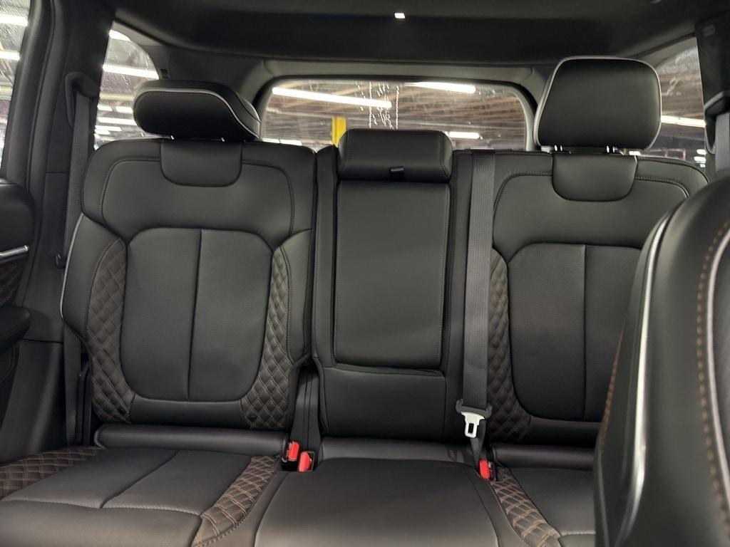 new 2025 Jeep Grand Cherokee car, priced at $61,391