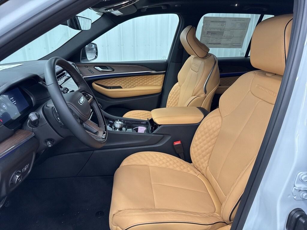 new 2025 Jeep Grand Cherokee car, priced at $55,967