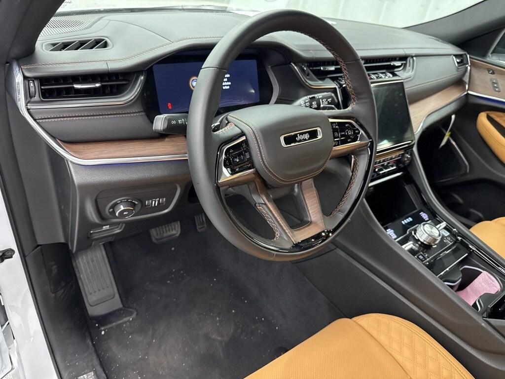 new 2025 Jeep Grand Cherokee car, priced at $55,967