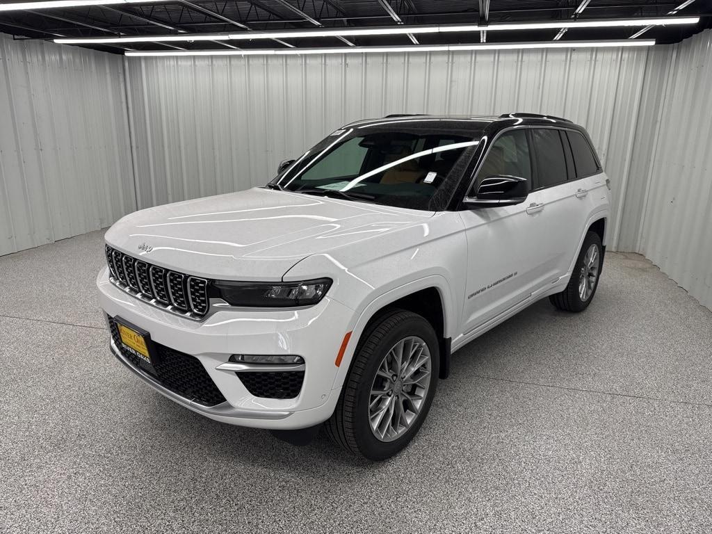 new 2025 Jeep Grand Cherokee car, priced at $55,967