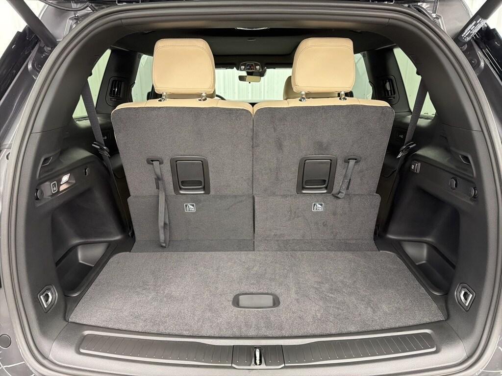 new 2025 Jeep Grand Cherokee L car, priced at $50,335