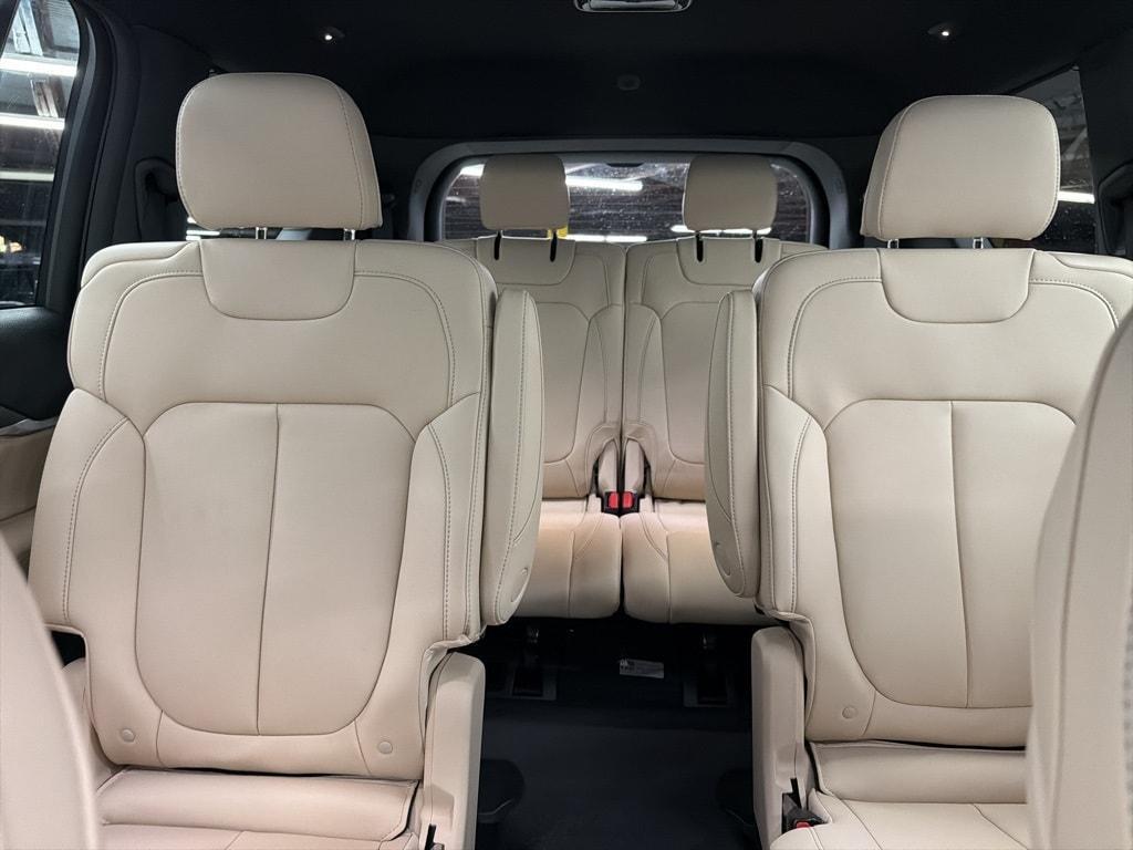 new 2025 Jeep Grand Cherokee L car, priced at $50,335