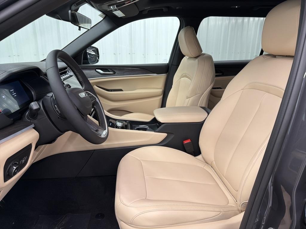 new 2025 Jeep Grand Cherokee L car, priced at $50,335