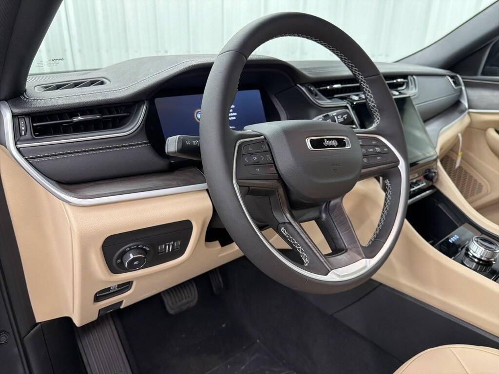 new 2025 Jeep Grand Cherokee L car, priced at $50,335